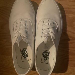 Unisex canvas white vans